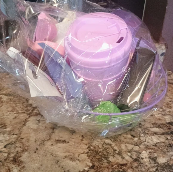 Women's Custom Gift Basket All Lavender Purple Birthday Anniversary Christmas - Picture 4 of 6